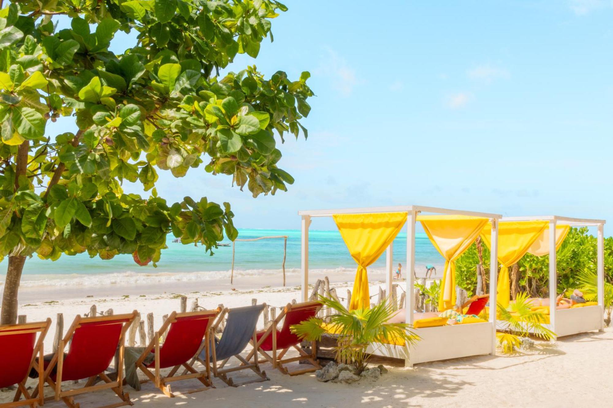 Pili Pili Beach Bungalows 江比阿 外观 照片