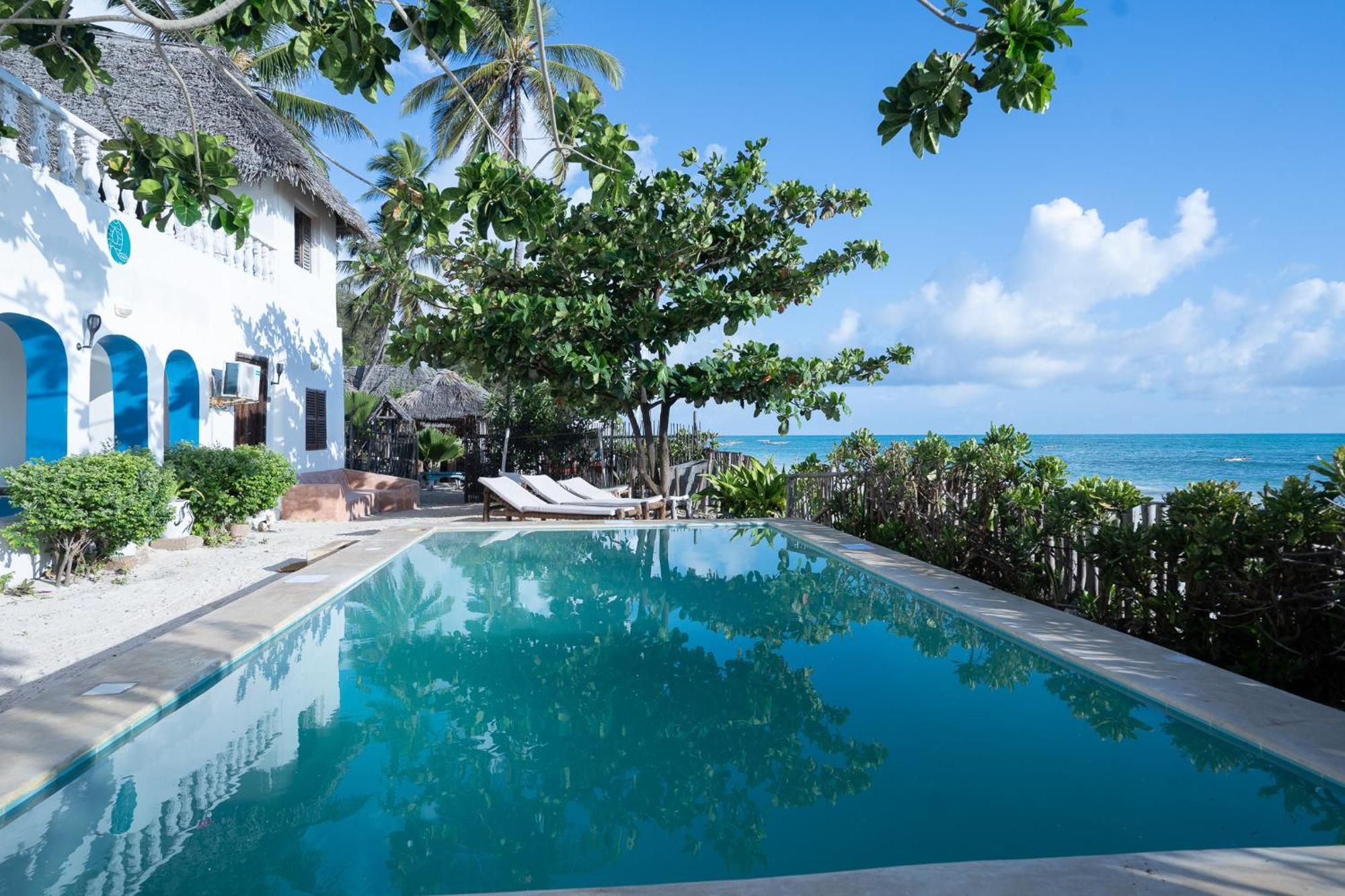 Pili Pili Beach Bungalows 江比阿 外观 照片